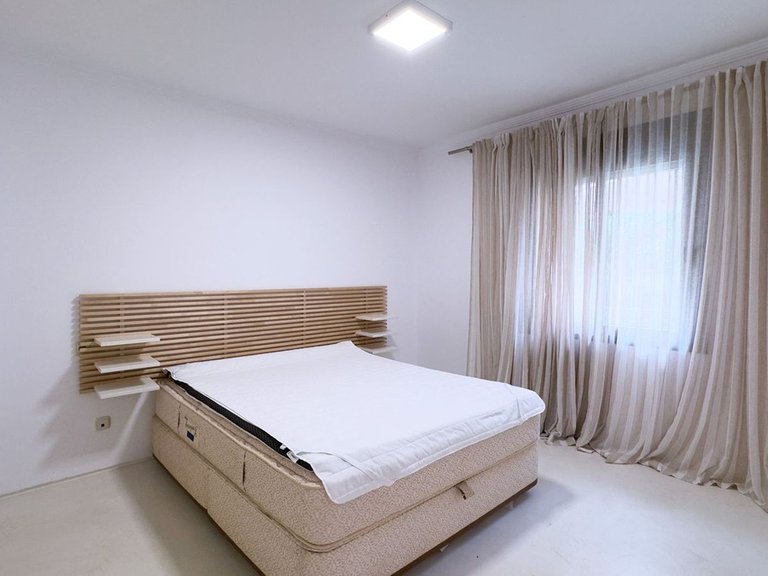 Apartment for Sale in Nueva Andalucía, Malaga 17