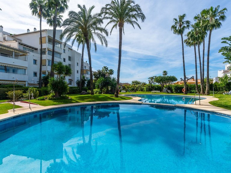 Apartment for Sale in Atalaya, Malaga 4