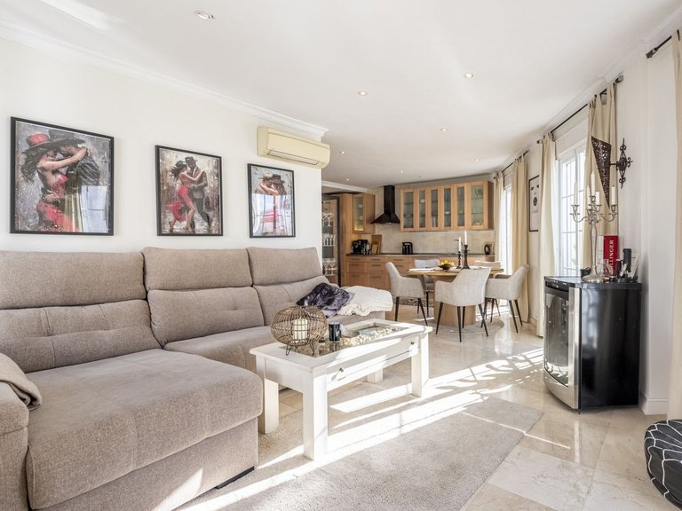 Apartment for Sale in San Pedro De Alcántara, Malaga 4