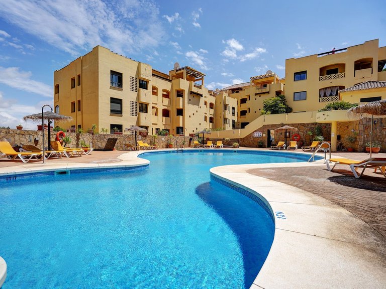 Apartment for Sale in Miraflores, Malaga 1