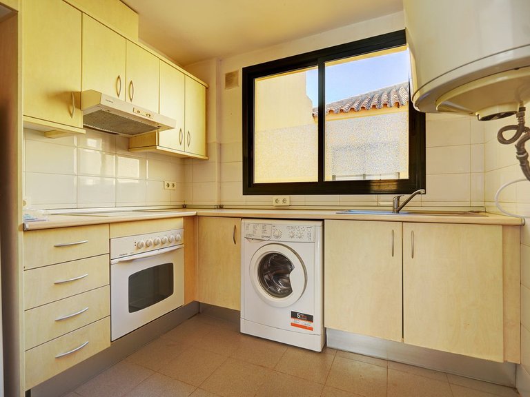 Apartment for Sale in Miraflores, Malaga 9