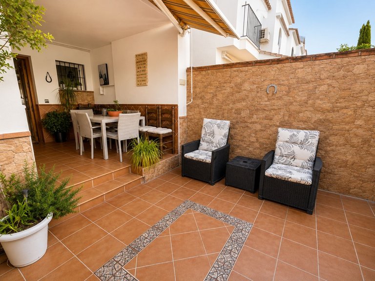 Villa for Sale in Alhaurín De La Torre, Malaga 1
