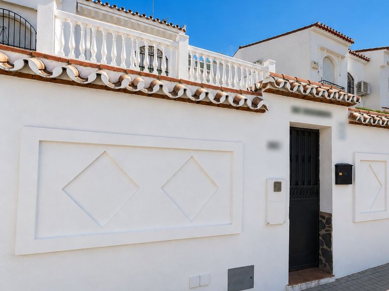 Villa for Sale in Alhaurín De La Torre, Malaga 27