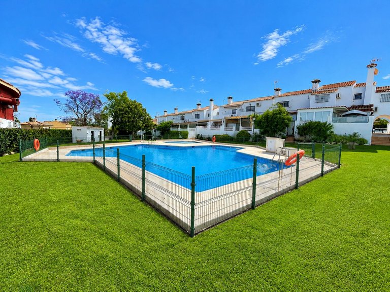 Villa for Sale in Alhaurín De La Torre, Malaga 4