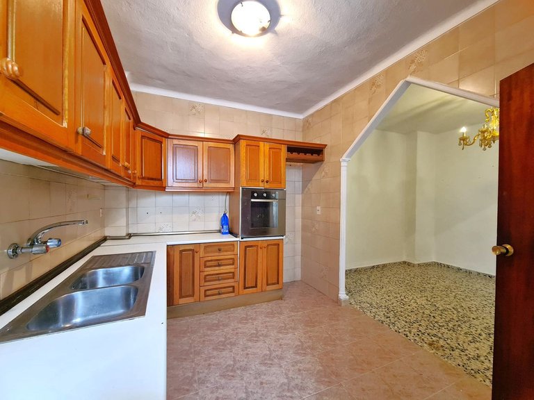 Villa for Sale in Estepona, Malaga 4