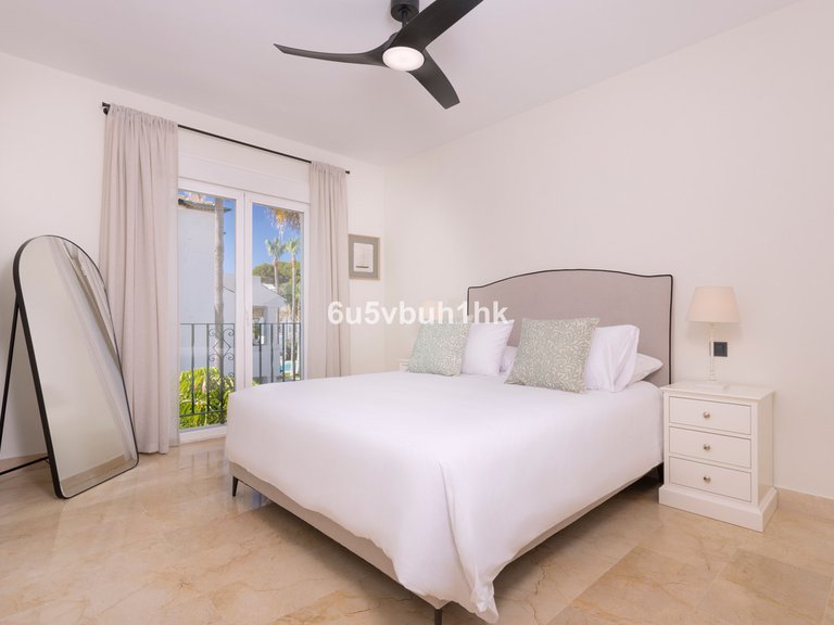 Apartment for Sale in Estepona, Malaga 10