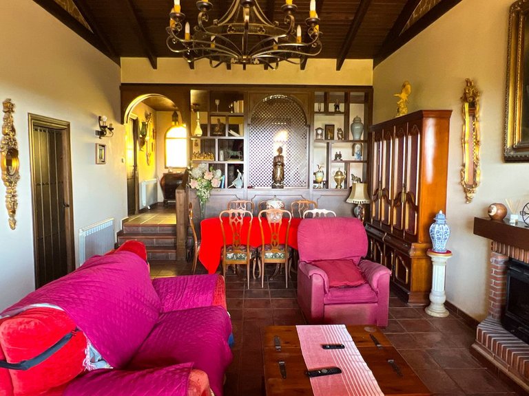 Villa for Sale in Valtocado, Malaga 10
