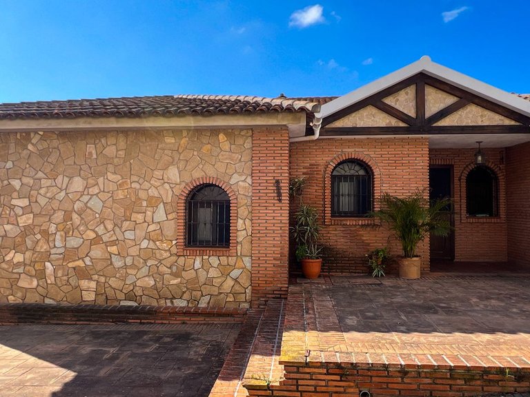 Villa for Sale in Valtocado, Malaga 3