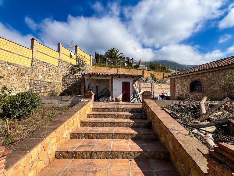 Villa for Sale in Valtocado, Malaga 6