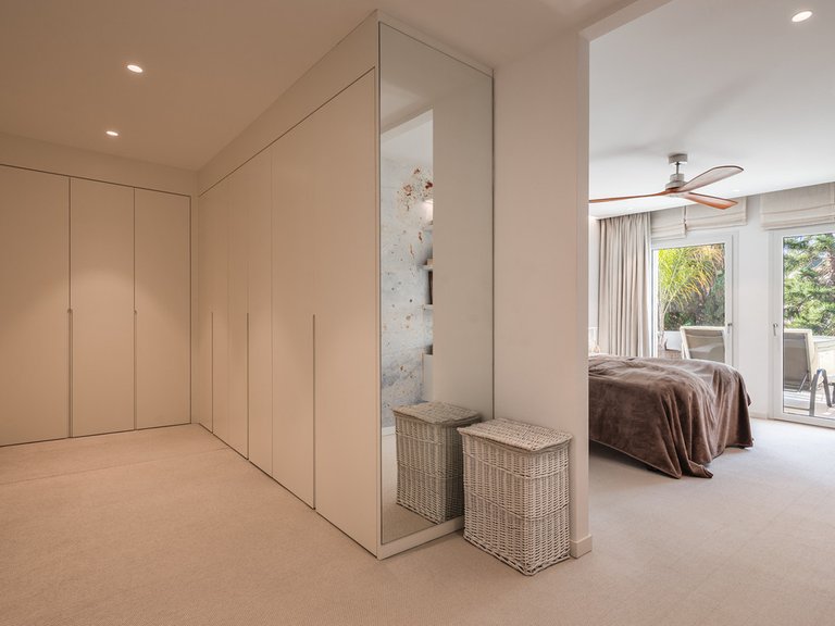 Apartment for Sale in Nueva Andalucía, Malaga 13
