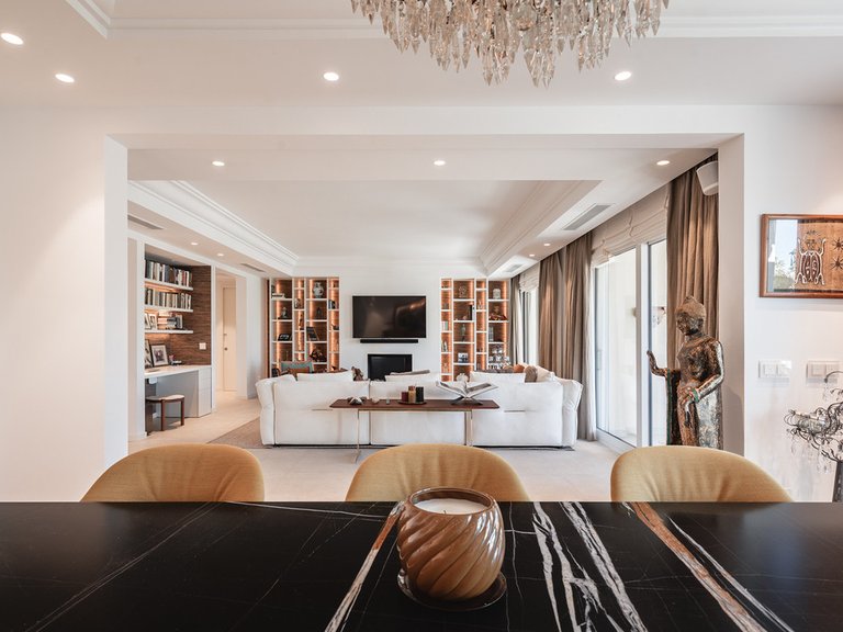 Apartment for Sale in Nueva Andalucía, Malaga 26