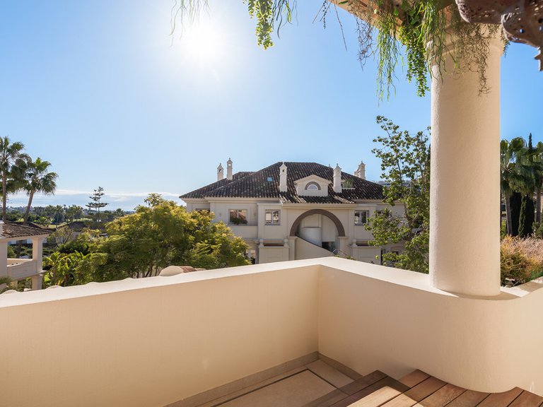 Apartment for Sale in Nueva Andalucía, Malaga 39
