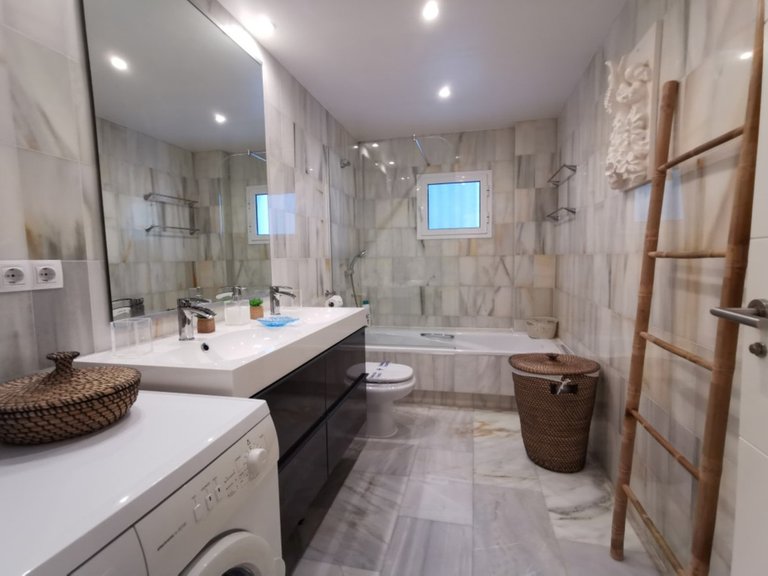Apartment for Sale in La Mairena, Malaga 11
