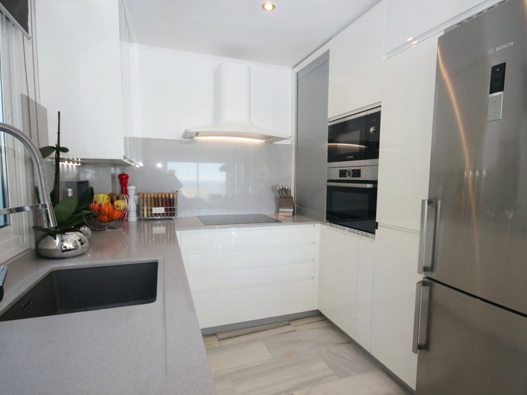 Apartment for Sale in La Mairena, Malaga 24