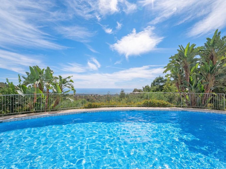 Apartment for Sale in La Mairena, Malaga 25