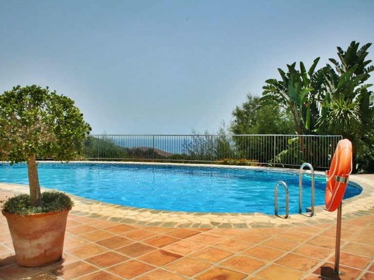 Apartment for Sale in La Mairena, Malaga 33