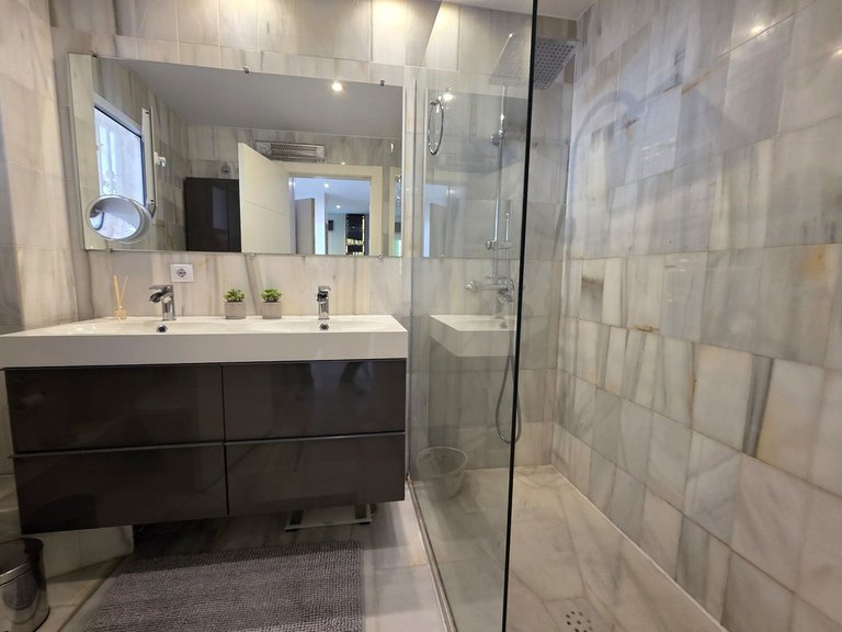 Apartment for Sale in La Mairena, Malaga 9
