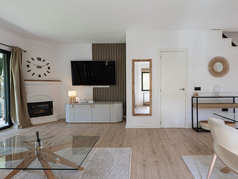 Villa for Sale in Calahonda, Malaga 10