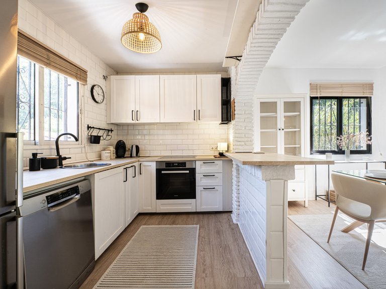 Villa for Sale in Calahonda, Malaga 15