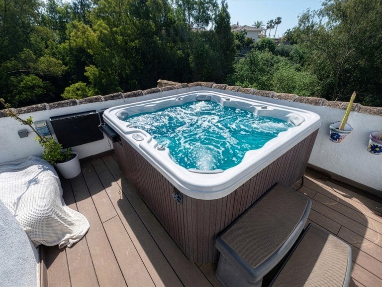 Villa for Sale in Calahonda, Malaga 31