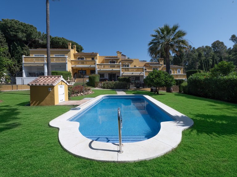 Villa for Sale in Calahonda, Malaga 34