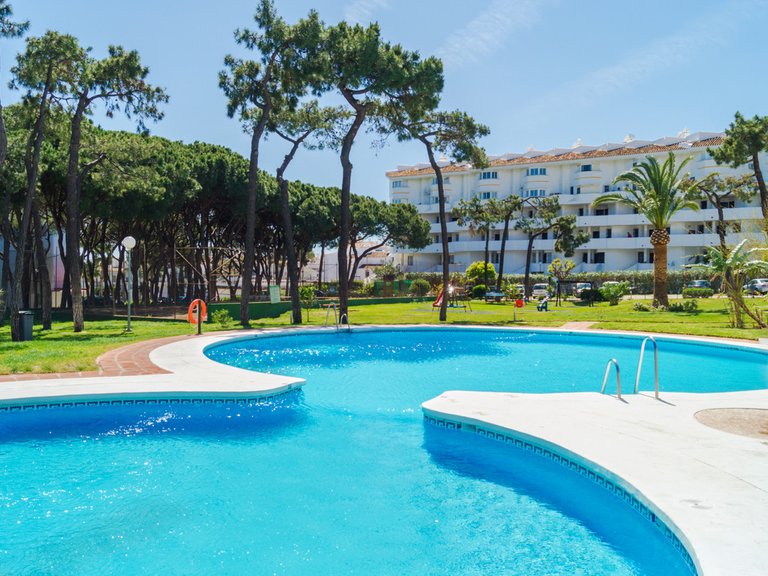 Apartment for Sale in Calahonda, Malaga 10
