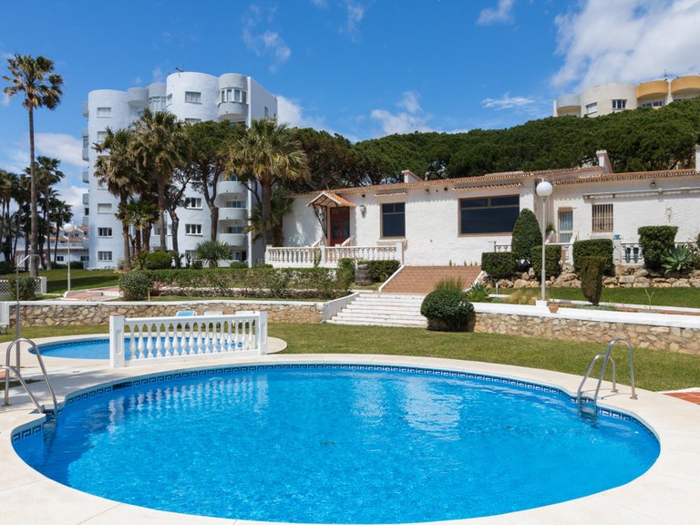 Apartment for Sale in Calahonda, Malaga 12