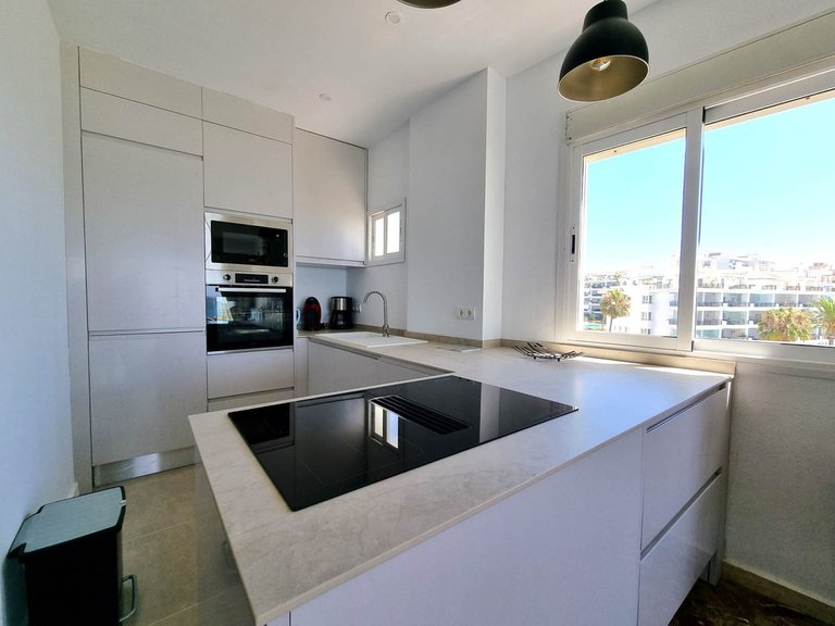 Apartment for Sale in Calahonda, Malaga 5