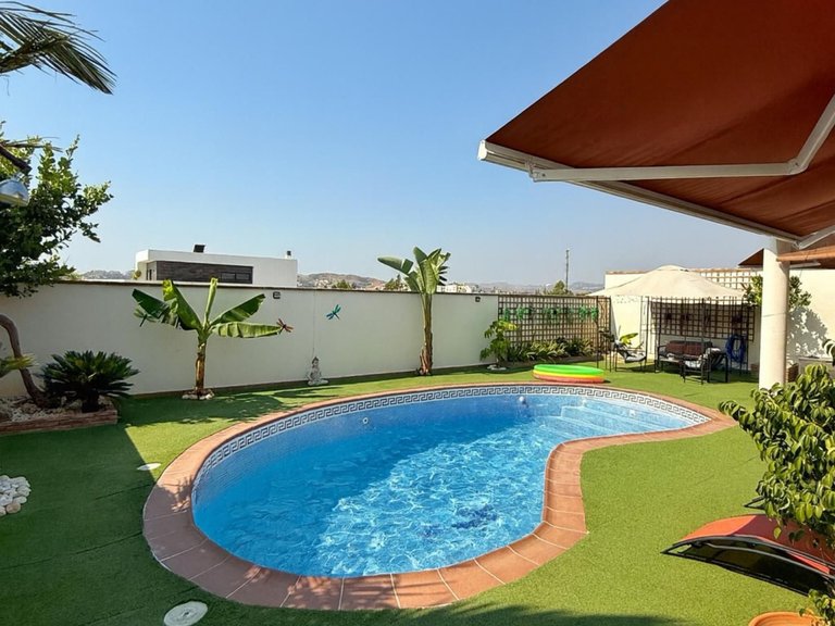 Villa for Sale in Sierrezuela, Malaga 2