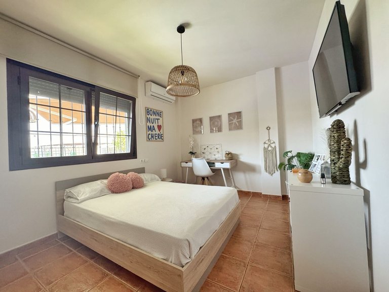 Villa for Sale in Sierrezuela, Malaga 20