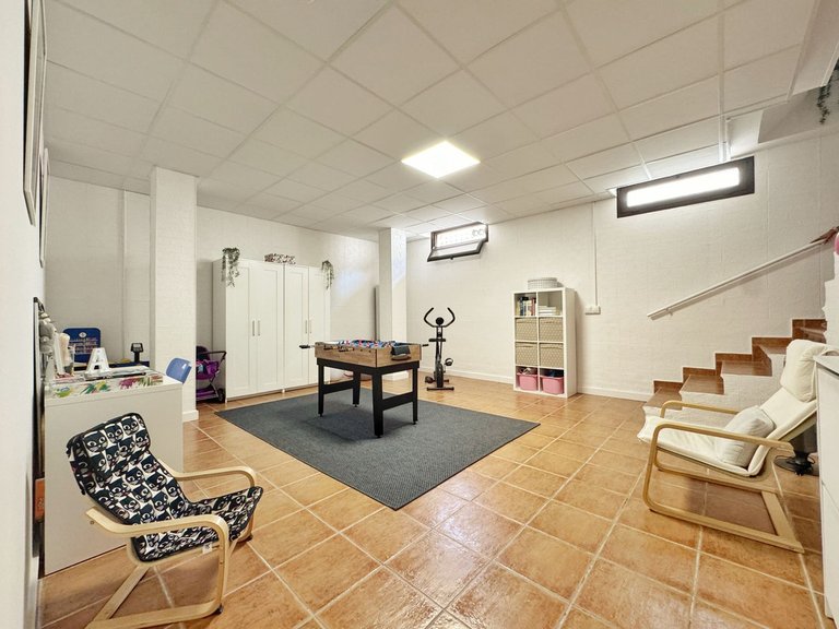 Villa for Sale in Sierrezuela, Malaga 21
