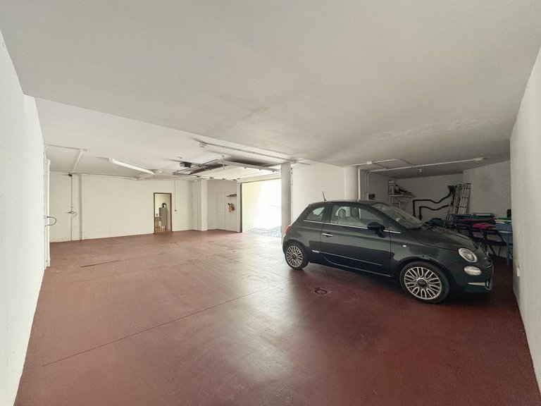 Villa for Sale in Sierrezuela, Malaga 24