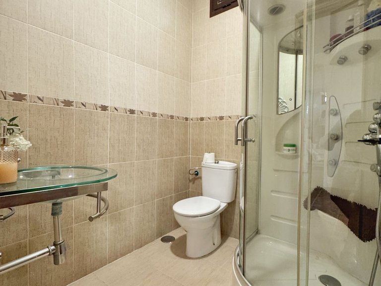 Villa for Sale in Sierrezuela, Malaga 26
