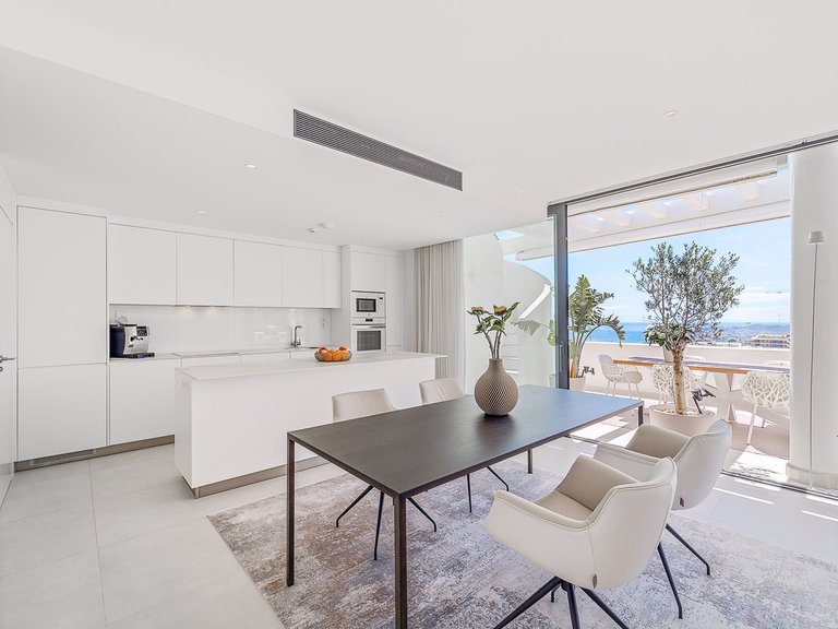 Apartment for Sale in Fuengirola, Malaga 12