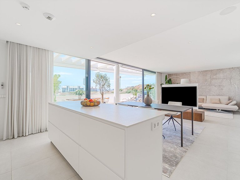 Apartment for Sale in Fuengirola, Malaga 15