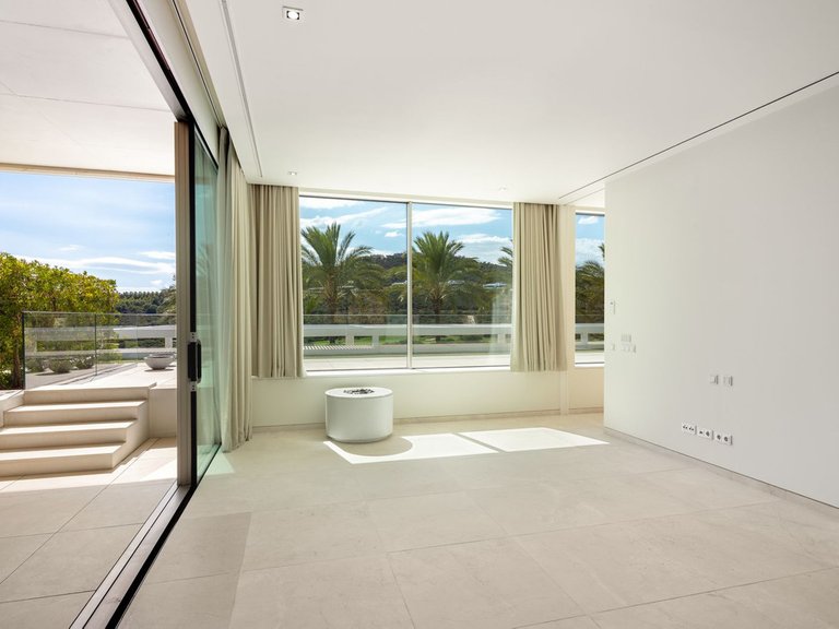 Villa for Sale in Casares Playa, Malaga 14