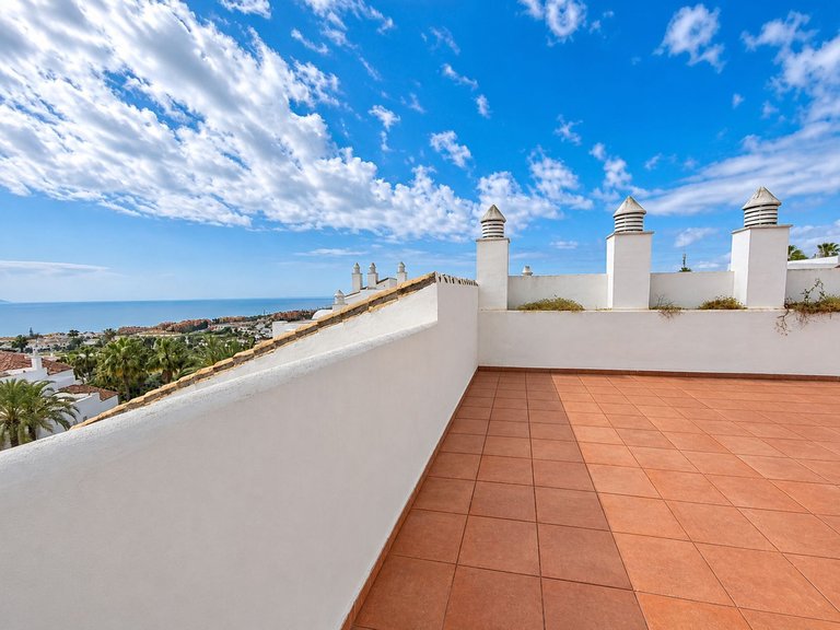 Villa for Sale in La Duquesa, Malaga 1