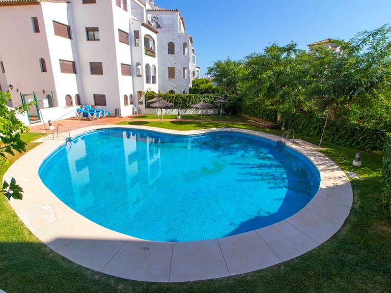 Apartment for Sale in La Duquesa, Malaga 18