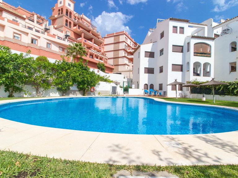 Apartment for Sale in La Duquesa, Malaga 40