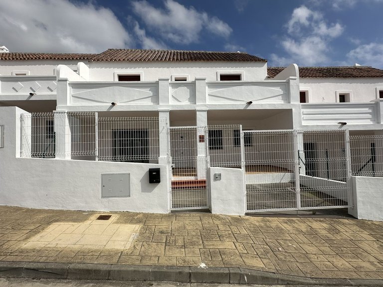 Villa for Sale in Doña Julia, Malaga 1