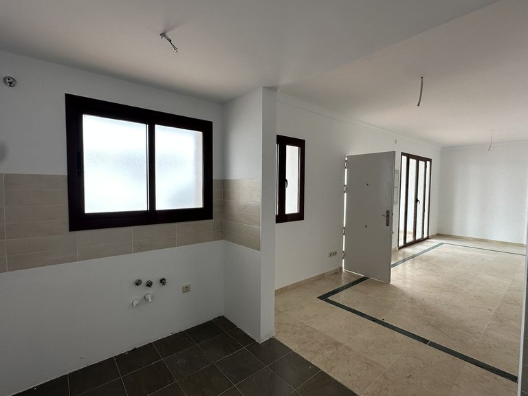 Villa for Sale in Doña Julia, Malaga 15