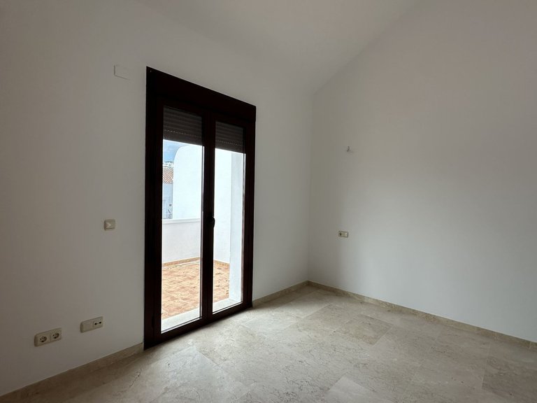 Villa for Sale in Doña Julia, Malaga 30