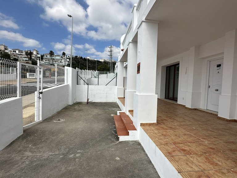 Villa for Sale in Doña Julia, Malaga 8