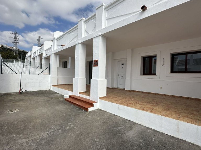 Villa for Sale in Doña Julia, Malaga 9