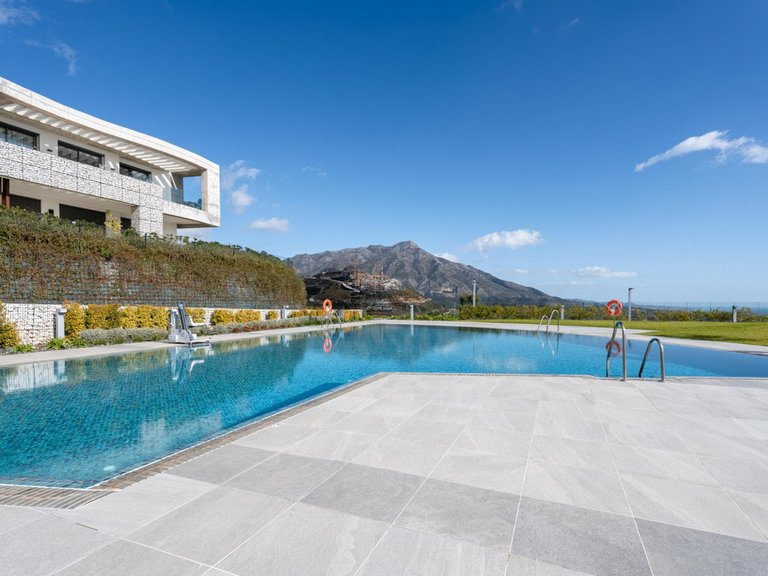 Apartment for Sale in Benahavís, Malaga 2