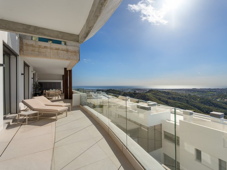 Apartment for Sale in Benahavís, Malaga 24