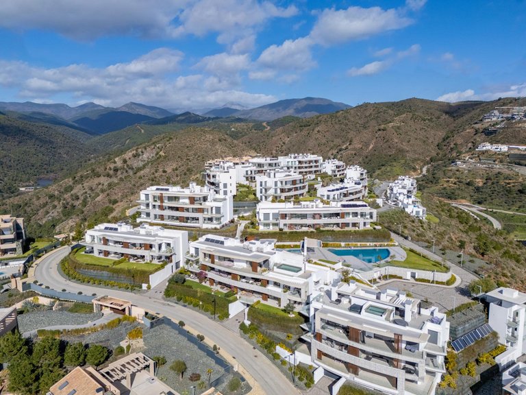 Apartment for Sale in Benahavís, Malaga 29