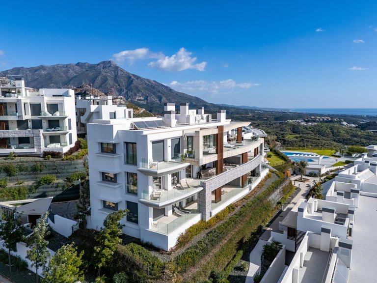 Apartment for Sale in Benahavís, Malaga 31