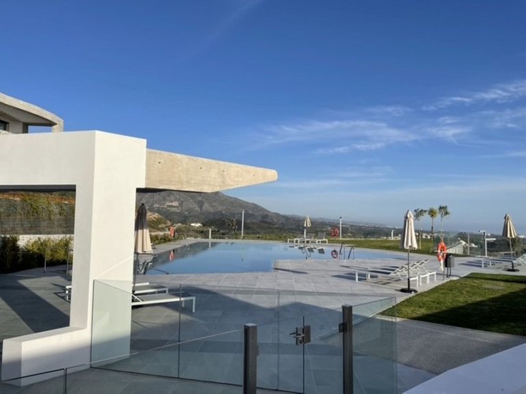 Apartment for Sale in Benahavís, Malaga 33