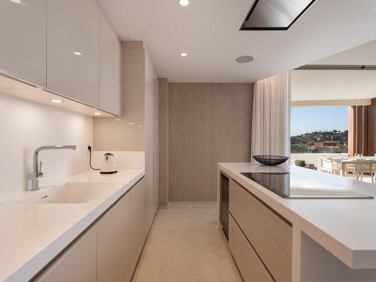 Apartment for Sale in Benahavís, Malaga 9